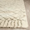 Paige Geometric Area Rug - Safavieh