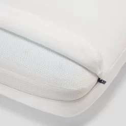 The Casper Essential Cooling Foam Pillow -Home Series Shop GUEST 7eb21488 4158 41ff abdb 535c7b2a9d92