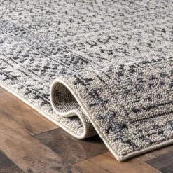 NuLOOM Elodie Distressed Diamonds Area Rug -Home Series Shop GUEST b8eb136c e48d 4c21 9ba0 4a2a7146f43c