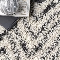 NuLOOM Amanda Moroccan Chevron Tassel Area Rug -Home Series Shop GUEST bc660f64 561f 4552 ad71 fcc67f0959e4