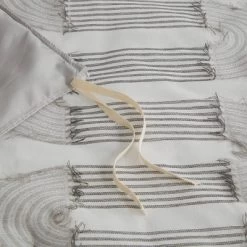 Intelligent Design Esther Clip Jacquard Duvet Cover Set Gray -Home Series Shop GUEST eacc1df8 547a 4bc8 a8b7 98c6971b3a55