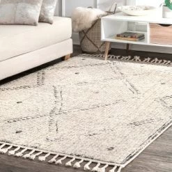 NuLOOM Camilla Moroccan Tassel Area Rug